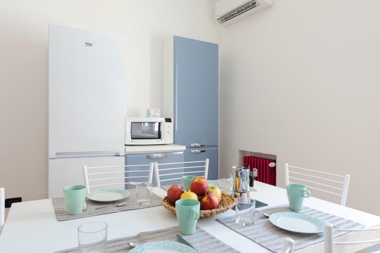Sant'Orsola Colorful Huge Apartment Bologna Buitenkant foto