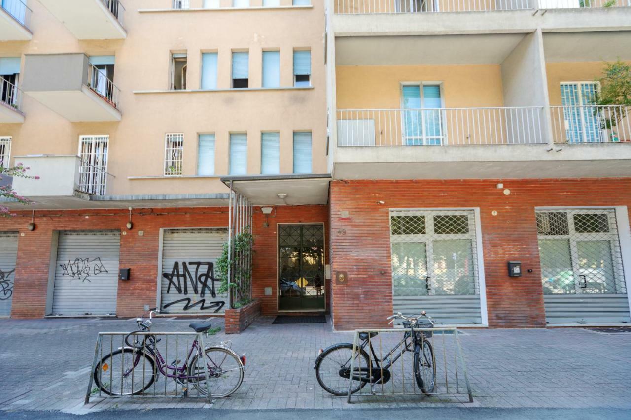 Sant'Orsola Colorful Huge Apartment Bologna Buitenkant foto